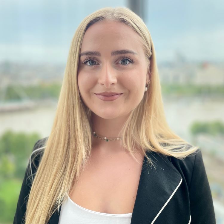 Con Sheffield Headshot