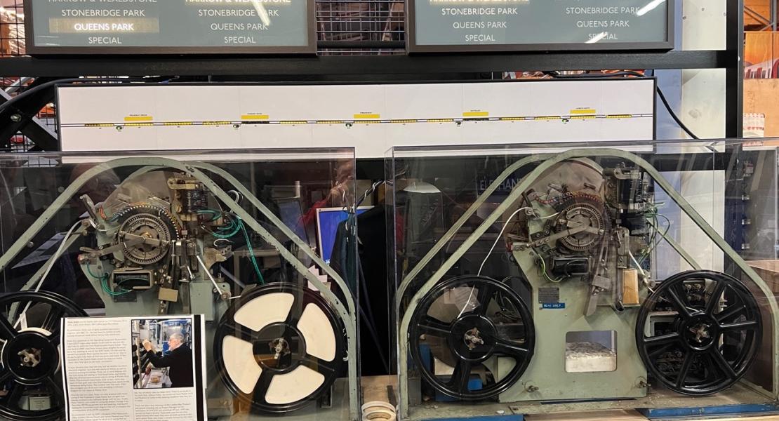 Ribbon Storage Train Describer